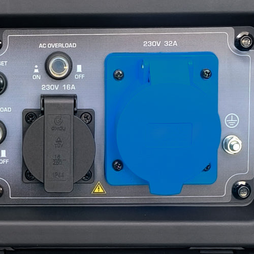 Наявність розеток 16А та 32А забезпечує універсальність підключення